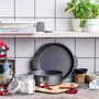 Набір форм для випічки KitchenAid, 5 предметів (CC006101-001): Матеріал Сталь