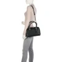 Женская сумка саквояж Guess Cessily Box Satchel черная (HWEV7679050-BLA): Застежка Молния