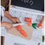 Детская кухня KidKraft Farmhouse с системой легкой сборки EZ Kraft Assembly (53444): Производитель KidKraft