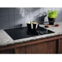 Варочная поверхность Electrolux EIB60420CK: Расположение панели Спереди посередине