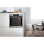 Духовой шкаф электрический Whirlpool AKZ9 6240 IX: Количество стекол дверцы 3