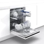 Вбудовувана посудомийна машина Beko BDIN38647C: Місткість (комплектів) 15