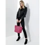 Женская сумка тоут Guess Michy Tote ягодная (HWVG7584230-BER): Фактура Зернистая, Матовая