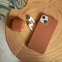 Чехол для наушников Native Union Leather Case Tan (APCSE-LTHR-BRN-V2) for Apple AirPods 3 фото 7