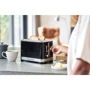 Тостер Russell Hobbs 28091-56 Structure Black: Съемный поддон для сбора крошек есть