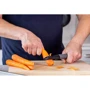 Овощечистка вертикальная KitchenAid Coreline 22 см серый (KAS112OHCGG): Особенности Эргономичность
