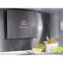 Встраиваемый холодильник Electrolux ENC8MC19S: Объем холодильной камеры, л 207