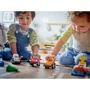 Конструктор LEGO DUPLO Town Гоночные машины и пилоты команды F1 70 деталей (10445) фото 8
