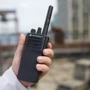 Портативная рация Motorola DP4401E (136-174 МГц): Радиус действия, км 2