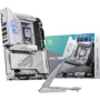 MSI MPG Z890 EDGE TI WIFI: Роз'єми на задній панелі Ethernet RJ-45, HDMI, Thunderbolt, USB Type-C, S/PDIF (Оптический), USB 3.2 Gen 2