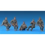 Збірна модель MiniArt Німецький артилерійський тягач Т-70 (R) з 7,62 см FK 288 (R) (MA35039) фото 6