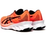 Кроссовки для бега Asics Novablast Tokyo (1011B072-600) 44.5 красные текстиль всесезон: Вид Кроссовки
