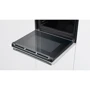 Духовой шкаф электрический Bosch HBG676EW1: Количество стекол дверцы 3