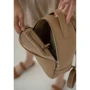 Жіночий рюкзак The Wings Groove S бежевий (TW-Groove-S-dark-beige-flo): Тип ручки Плечевой ремень, Короткая ручка