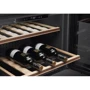 Встраиваемый винный шкаф SMEG CVI121N3: Количество отделений, шт 1