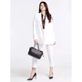 Женская сумка бочонок Guess Logo Love Box Satchel черная (HWSG7662060-BLA): Тип Сумки