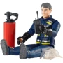Фигурка Bruder Пожарный с огнетушителем и рацией (60100)