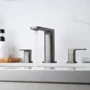 Смеситель для раковины Lefton Widespread 2-handle Bathroom Faucet with Temperature Display-BFWS2402 Grey: Материал Латунь