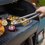 Пелетний гриль Broil King Baron 500: Матеріал сталь