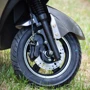 Электроскутер Maxxter NEOS II (Black-Gray), 1500 Вт, черно-серый: Особенности Мощные, С сиденьем, С рулем, Грузовой, С багажником