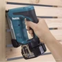 Степлер під скоби Makita DST221Z
