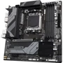 GIGABYTE B650M DS3H: Роз'єми на платі СОМ, SATA 3.0, M.2