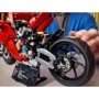 Конструктор LEGO Technic Мотоцикл Ducati Panigale V4 S 1603 деталі (42202) фото 10