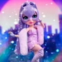 Кукла Rainbow High серии Маскарад - Вайолет Виллоу (с аксессуарами) (424857): Особенности С подставкой