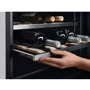 Винный шкаф AEG KWK884520M: Тип по назначению Винный шкаф