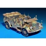 Сборная модель MiniArt Немецкий армейский автомобиль Kfz.70 (MB 1500A) с экипажем (MA35139) фото 7