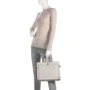 Женская сумка тоут Furla Narciso М Tote молочная (WB00458BX03930833S): Тип ручки Со съемным ремнем, Плечевой ремень, Короткая ручка
