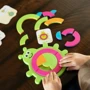 Пазл Збери жука Fat Brain Toys Bugzzle (F209ML): Призначення іграшки Сообразительность, Развитие внимания, Мелкая моторика, Логическое мышление, Любознательность, Цветов