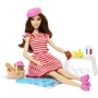 Лялька Barbie Pink passport у Парижі (HWH99): Вік від 3 років