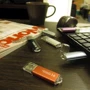 USB-флешка Verico 16GB Wanderer Purple (1UDOV-M4PEG3-NN): Стандарт USB USB 2.0