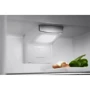 Встраиваемый холодильник Electrolux ENS6TE19S: Тип Двухкамерный холодильник