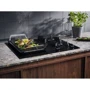 Варочная поверхность Electrolux KDI641723K: Рабочая поверхность стеклокерамика