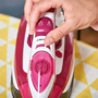 Утюг Black+Decker BXIR2602E Pink  фото 9