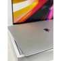 Apple MacBook Pro 16 Retina Silver with Touch Bar (MVVM2) 2019 (MacBook) (SC02CL06GMD6Q): Причина уцінки Повреждена верхняя крышка корпуса