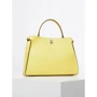 Жіноча сумка тоут Guess Uptown Chic жовта (HWVG7301060-YE): Тип Сумки