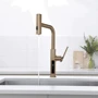 Смеситель для кухни Lefton Waterfall & Pull-Out Kitchen Faucet with Temperature Display-KF2209 Brushed Brass: Вид смесителя Однорычажный