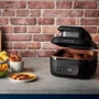 Мультипечь (аэрофритюрница) Russell Hobbs SatisFry 26520-56 Air & Grill: Материал корпуса пластик