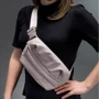 Женская сумка поясная Heys Puffer Mini Waist Bag Atmosphere бежевая (30128-0143-00): Застежка Молния