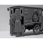 Санитарный автомобиль: Модель Т 1917г. с медицинским персоналом США, Ambulance with US Medical Personnel(ICM35662) фото 4