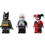 Конструктор LEGO Batman Бетмен на бетмобілі проти Харлі Квін та Містера Фріза 435 деталей (76274) фото 6