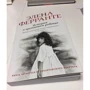 Комплект книг Елена Ферранте "Неаполітанський квартет": Моя геніальна подруга + Історія нового імені + Ті, хто йде, і ті, хто залишається + Історія про зниклого дитину фото 20