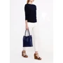 Женская сумка-мешок Furla Stacy M Drawstring синяя (851331): Фактура Сафьяно, Матовая