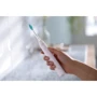 Зубная щетка Philips Sonicare 3100 series HX3671/11 фото 4