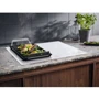 Варочная поверхность Electrolux CIS62449W: Расположение панели Спереди посередине
