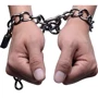 Tom of Finland Locking Chain Cuffs - металлические манжеты