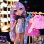 Игровой набор с куклой RAINBOW HIGH - Модная студия (кукла, аксессуары): Особенности Механическая